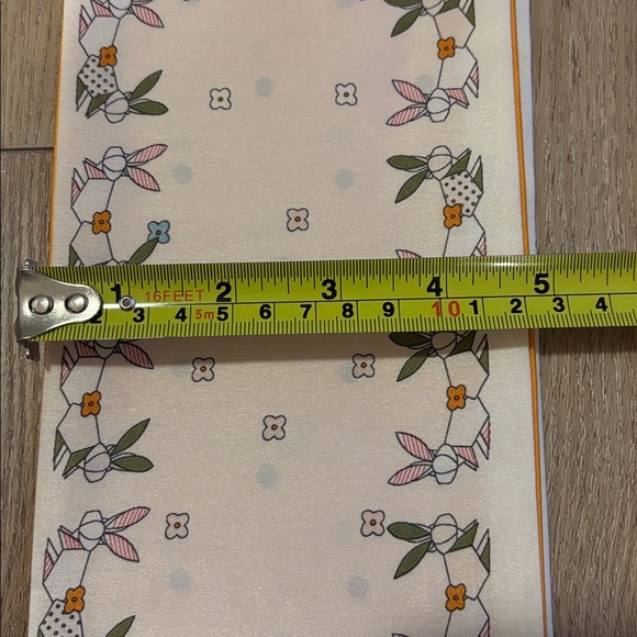 Reversible Scarf – Polka dots  & Bunny Print - Picture 5 of 9